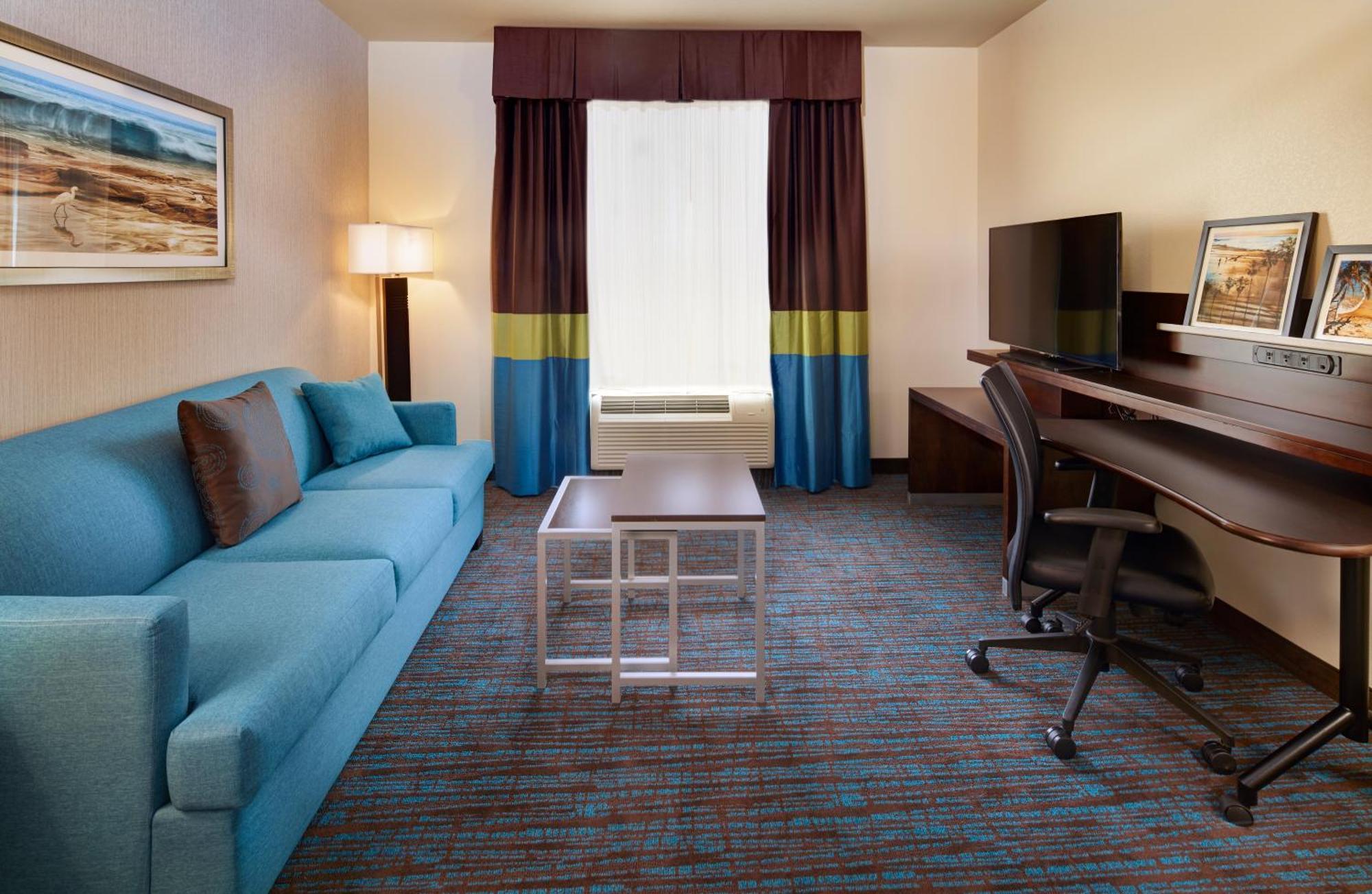 Fairfield Inn & Suites Riverside Corona/Norco Exterior photo