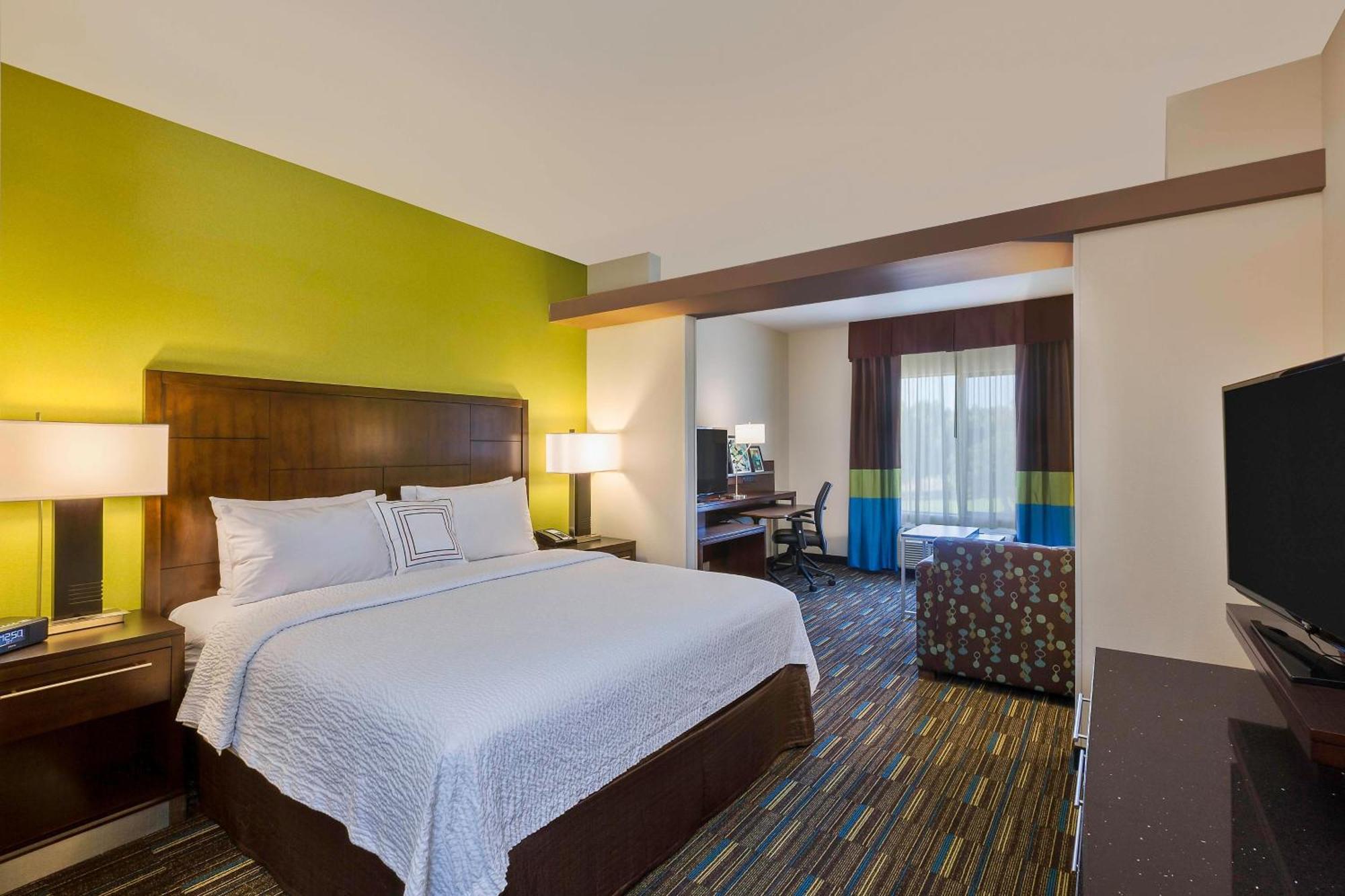 Fairfield Inn & Suites Riverside Corona/Norco Exterior photo